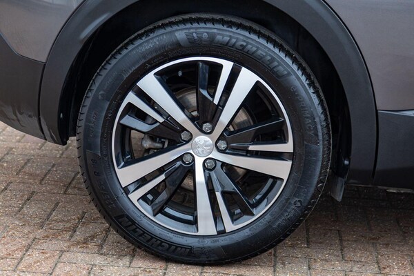 Used Peugeot 3008 2023 for sale - 76166810: Photo 16