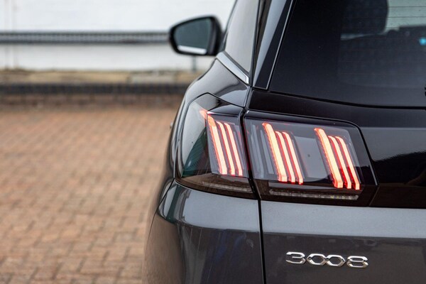 Used Peugeot 3008 2023 for sale - 76166810: Photo 25