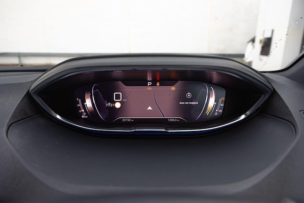 Used Peugeot 3008 2023 for sale - 76166810: Photo 35
