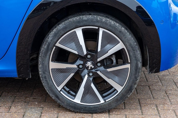 Used Peugeot E-208 2021 for sale - 76059285: Photo 14