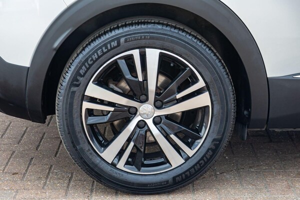 Used Peugeot 3008 2022 for sale - 75589870: Photo 14
