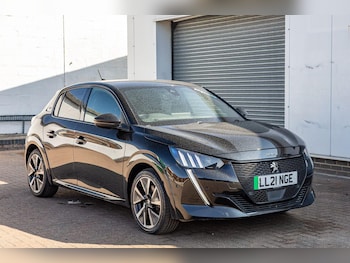 Peugeot - E-208