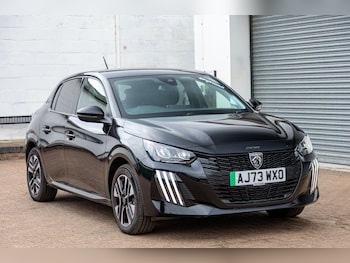 Peugeot - E-208