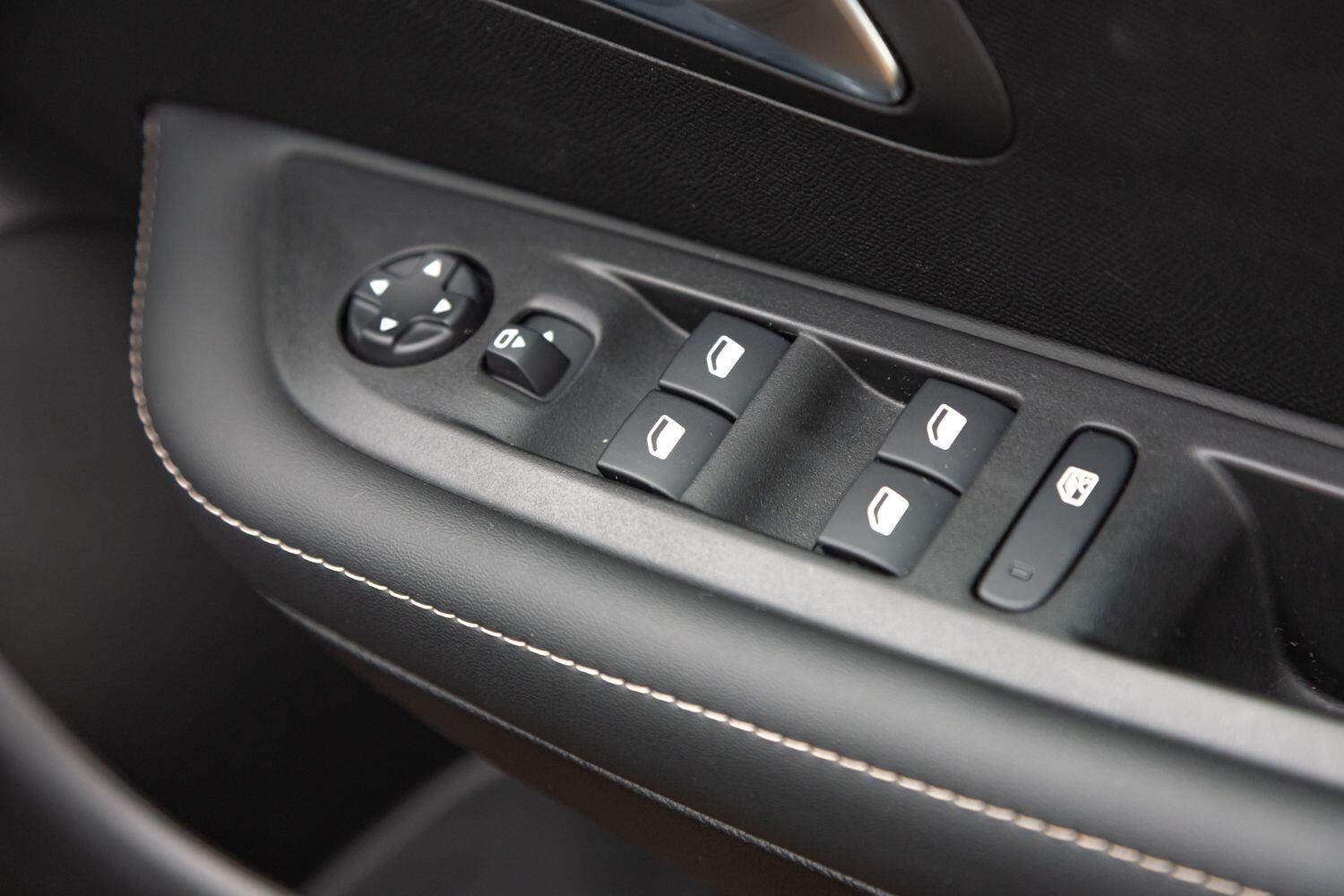 Used Peugeot E-208 2024 for sale - 75781268: Photo 34