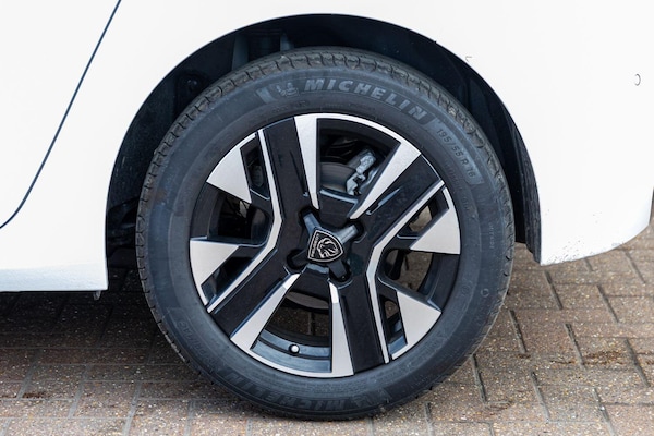 Used Peugeot 208 2024 for sale - 76084597: Photo 15
