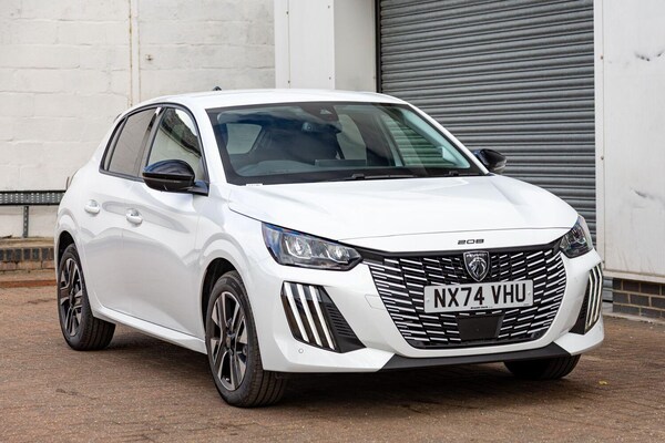 Used Peugeot 208 2024 for sale - 76084597: Photo 1