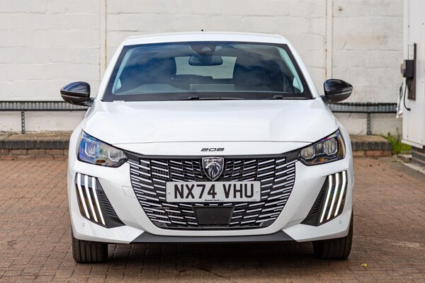 Used Peugeot 208 2024 for sale - 76084597: Photo 2