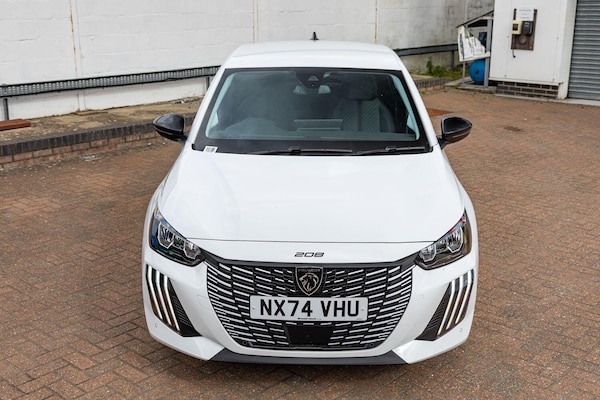 Used Peugeot 208 2024 for sale - 76084597: Photo 6