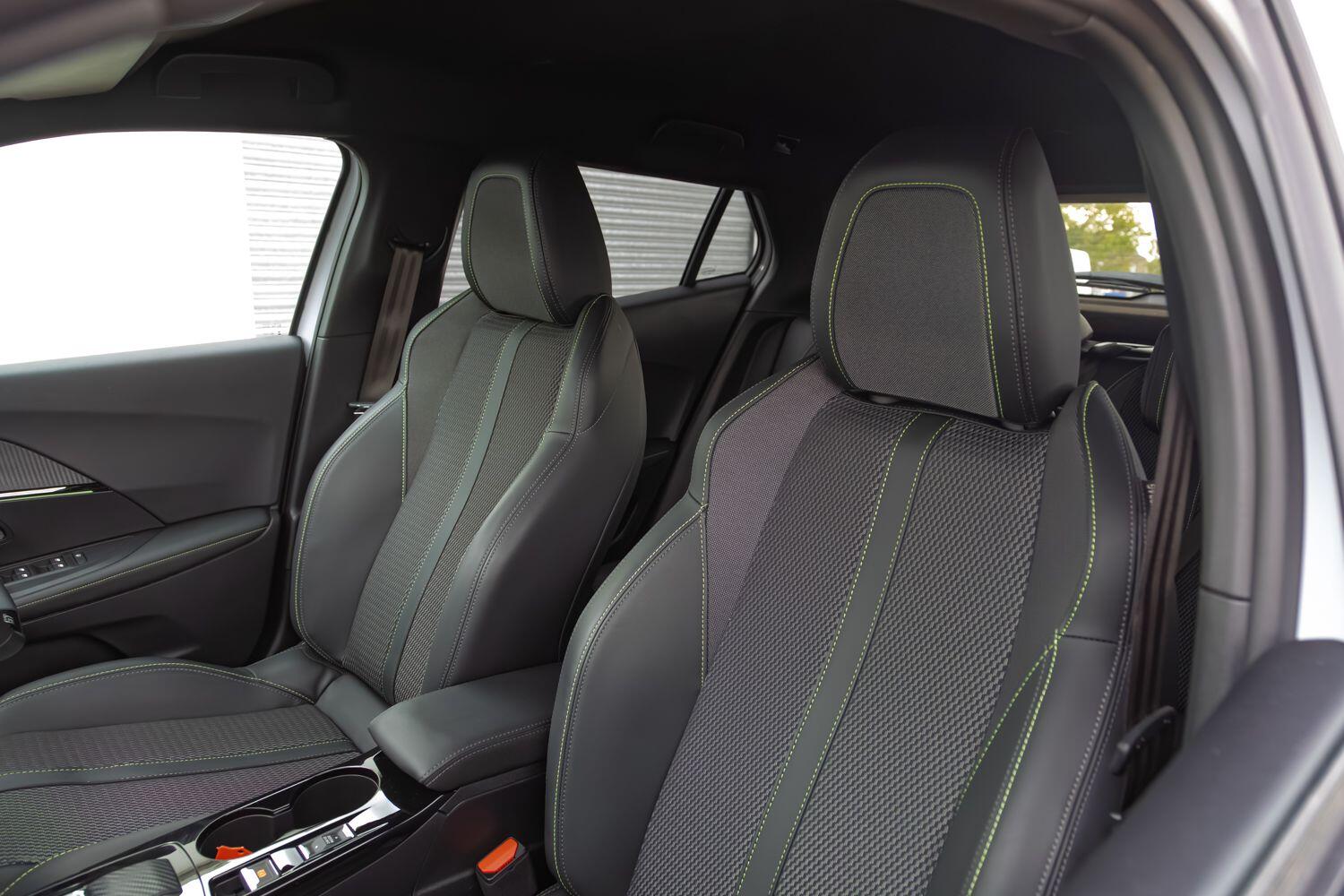 Used Peugeot 2008 2024 for sale - 75780802: Photo 28