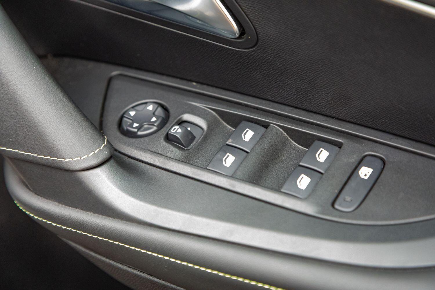 Used Peugeot 2008 2024 for sale - 75780802: Photo 34
