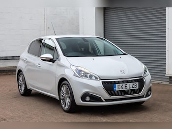 Used Peugeot 208 2016 for sale - 75609593: Photo