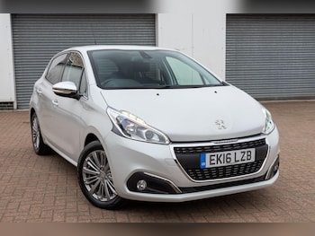 Used Peugeot 208 2016 for sale - 75609593: Photo
