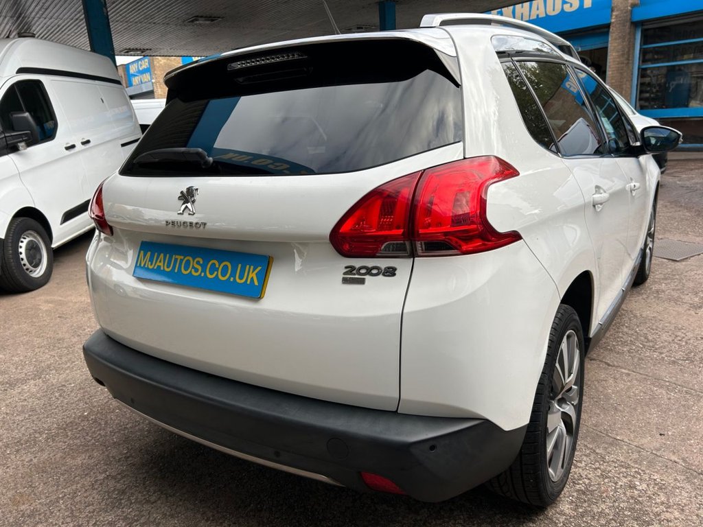 Used Peugeot 2008 2014 for sale - 76235856: Photo 11