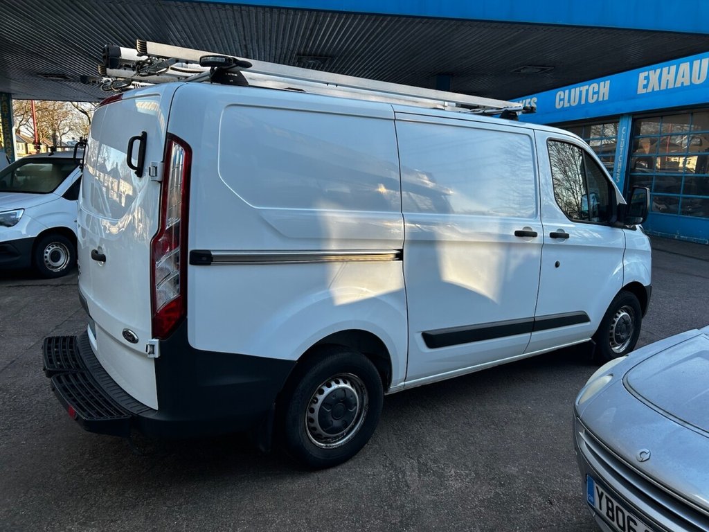Used Ford Transit Custom 2017 for sale - 77080508: Photo 21