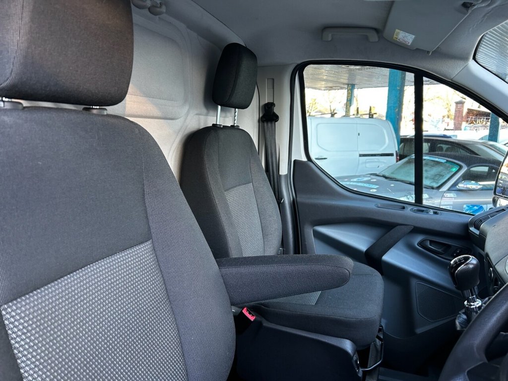Used Ford Transit Custom 2017 for sale - 77080508: Photo 6