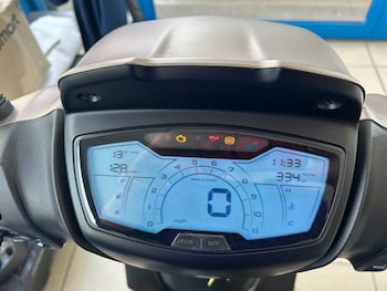 Used Piaggio MEDLEY 125 2023 for sale - bike-76018647: Photo