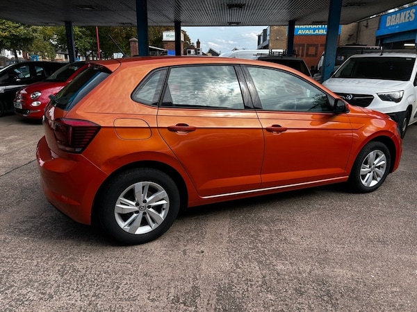 Used Volkswagen Polo 2018 for sale - 76019132: Photo 2