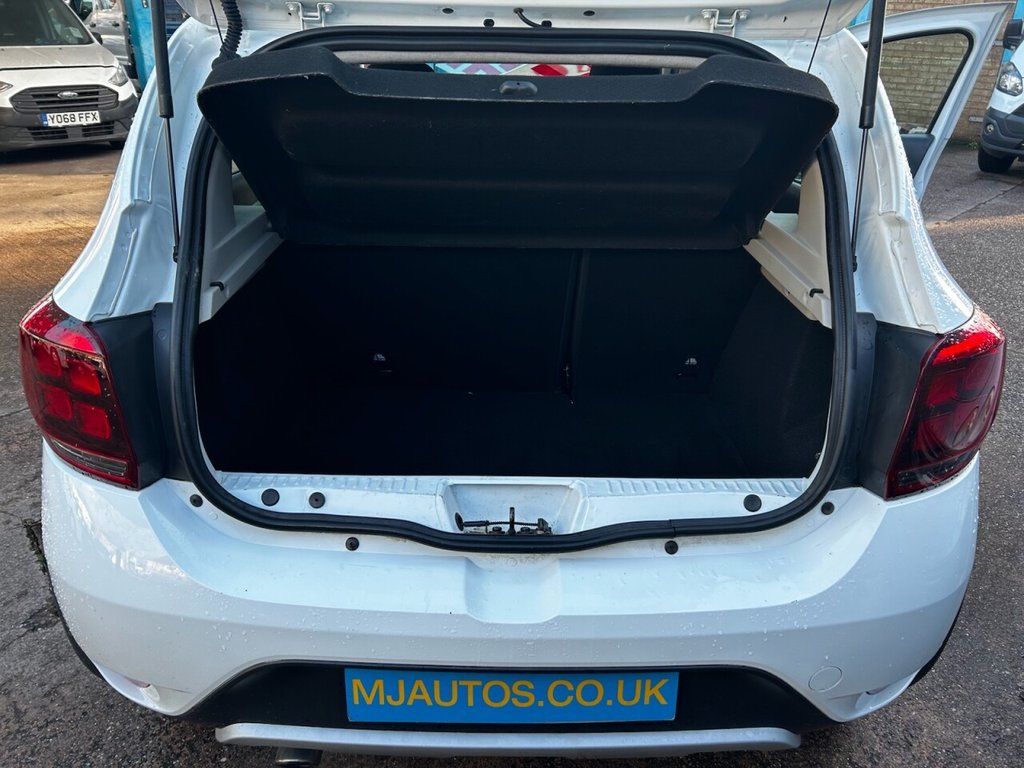 Used Dacia Sandero Stepway 2020 for sale - 77038252: Photo 8