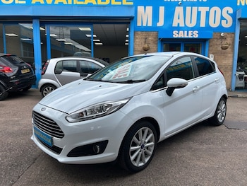 2016 (66) - 1.0T EcoBoost Titanium Hatchback 5dr (s/s) (100 ps)