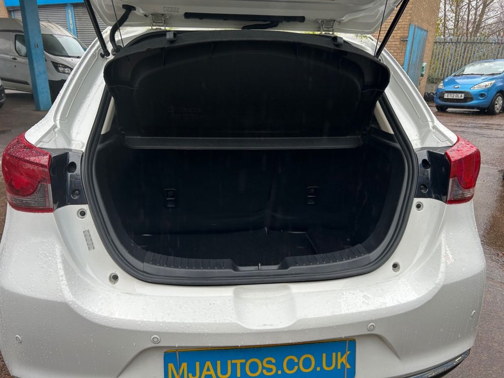 Used Mazda Mazda2 2022 for sale - 76665580: Photo 8