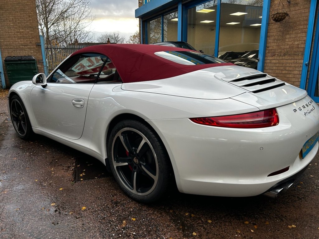 Used Porsche 911 2013 for sale - 76923305: Photo 3