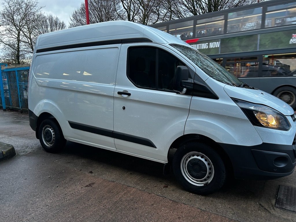 Used Ford Transit Custom 2017 for sale - 77188107: Photo 2