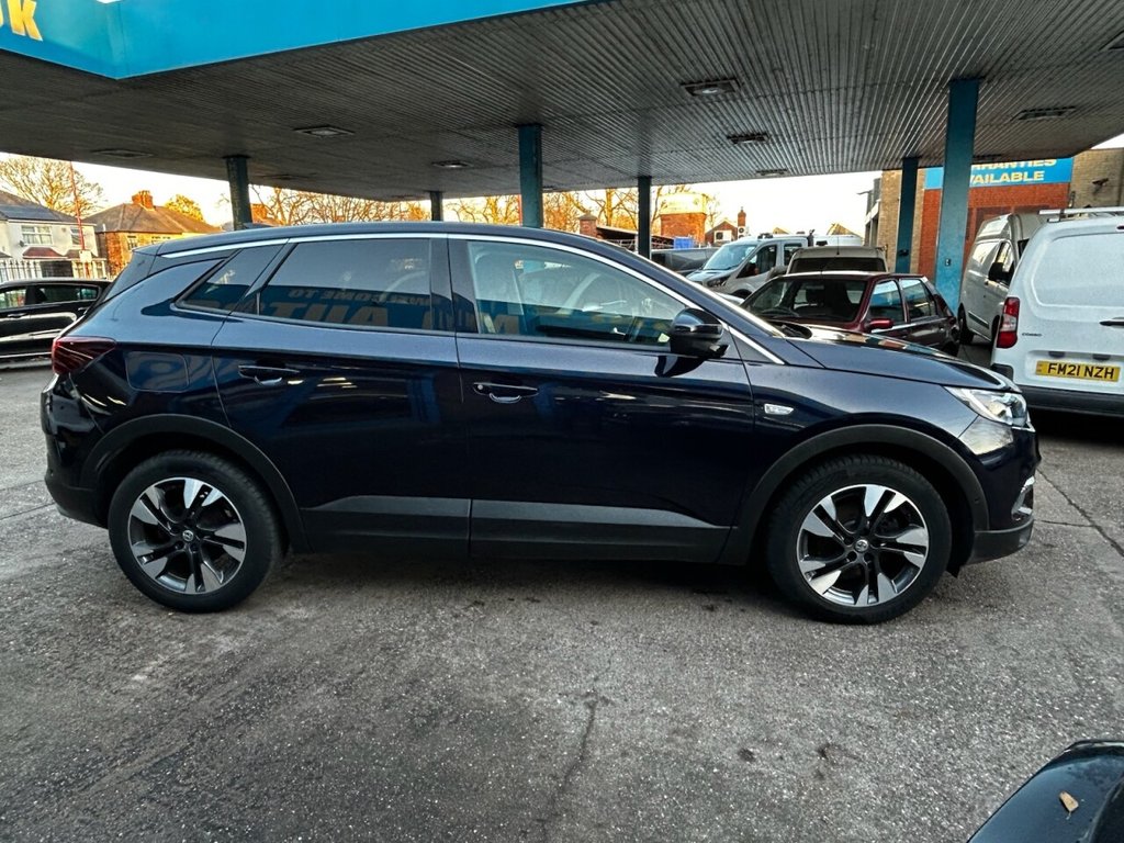 Used Vauxhall Grandland X 2018 for sale - 76698804: Photo 2