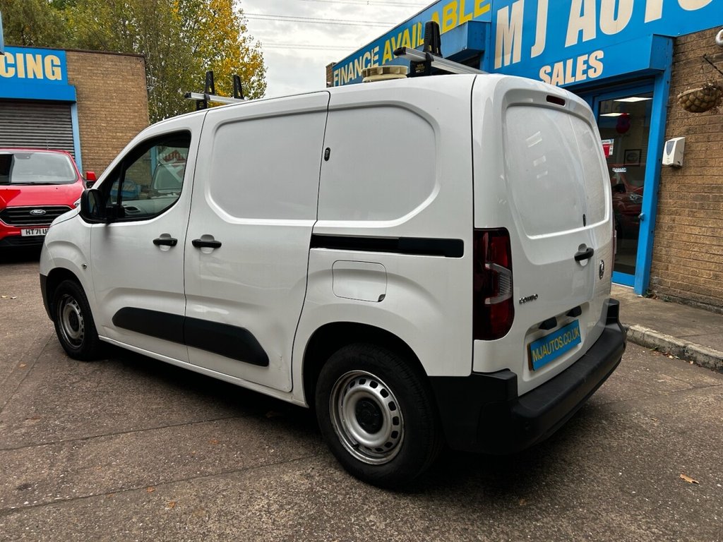Used Vauxhall Combo 2021 for sale - 76367472: Photo 2