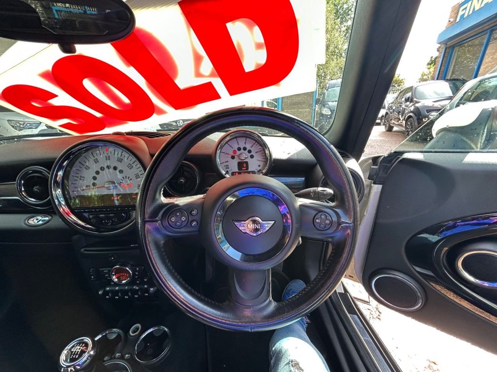 Used MINI Convertible 2011 for sale - 75950725: Photo 14