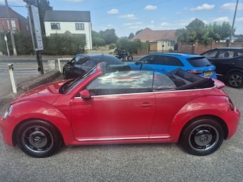 Used Volkswagen Beetle 2015 for sale - 79636645: Photo