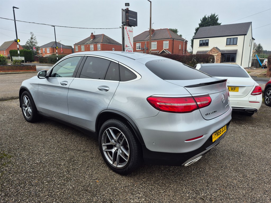 Used Mercedes-Benz GLC 2016 for sale - 77137951: Photo 4
