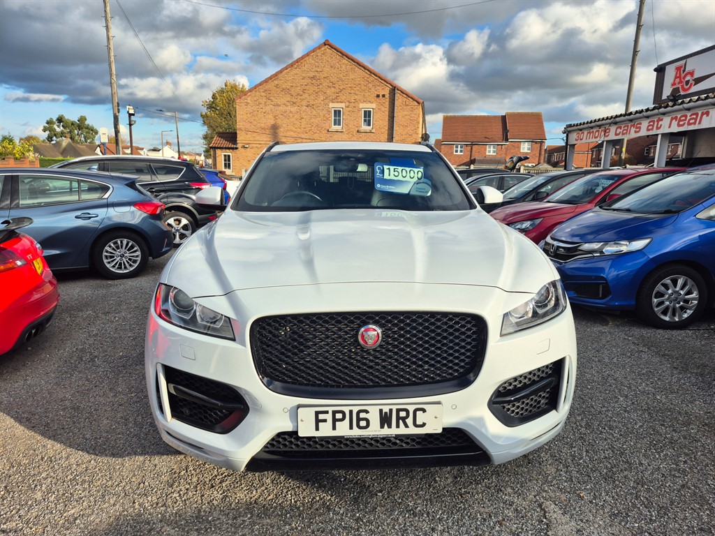Used Jaguar F-Pace 2016 for sale - 76366685: Photo 2