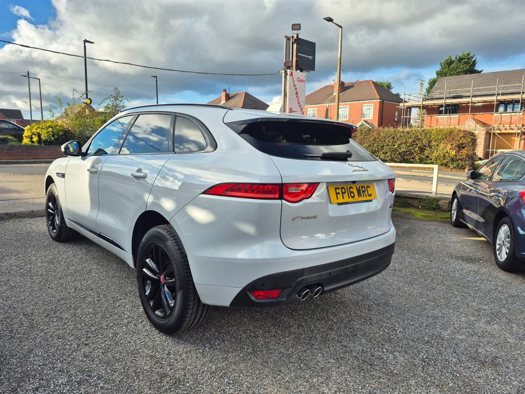 Used Jaguar F-Pace 2016 for sale - 76366685: Photo 4