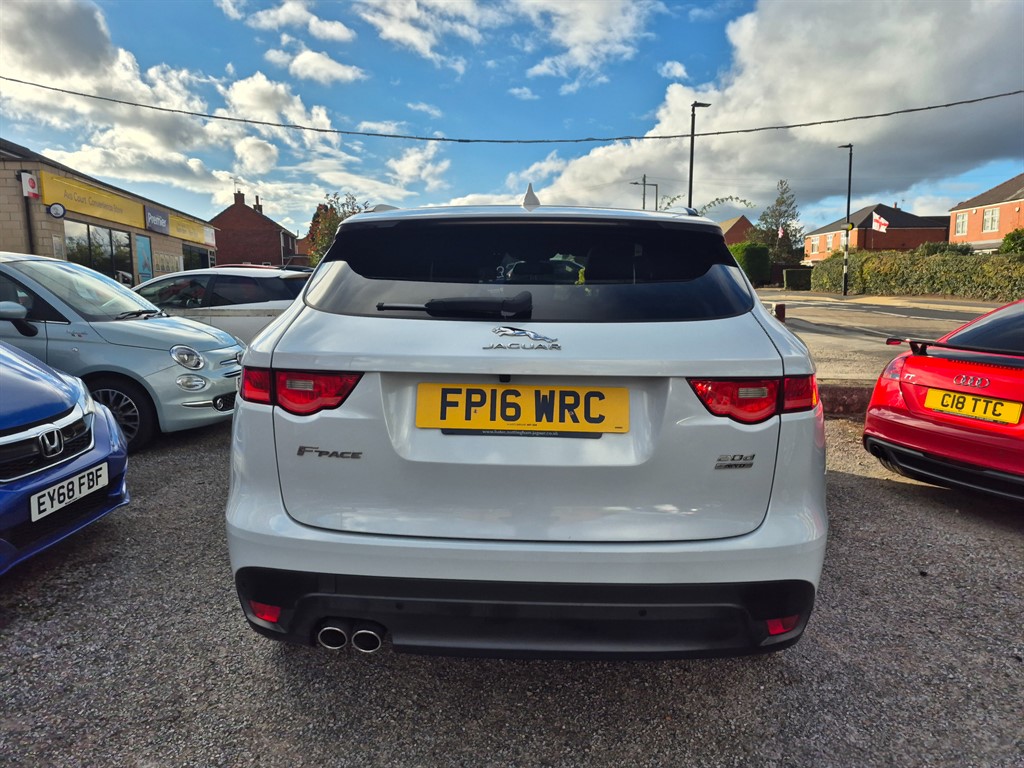 Used Jaguar F-Pace 2016 for sale - 76366685: Photo 6