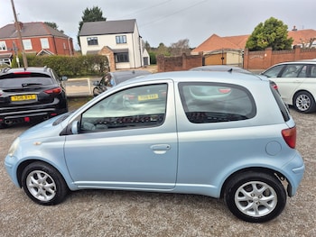 Used Toyota Yaris 2005 for sale - 78067279: Photo