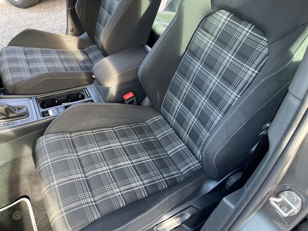 Used Volkswagen Golf 2016 for sale - 76244651: Photo 14