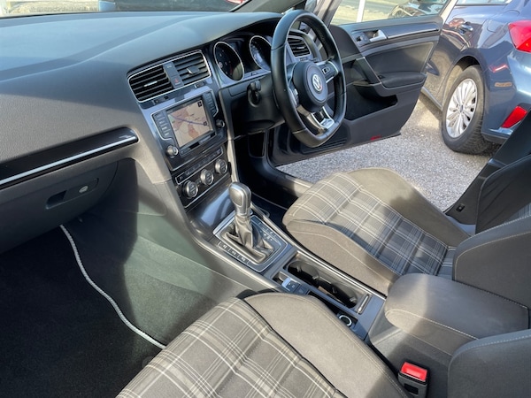 Used Volkswagen Golf 2016 for sale - 76244651: Photo 15