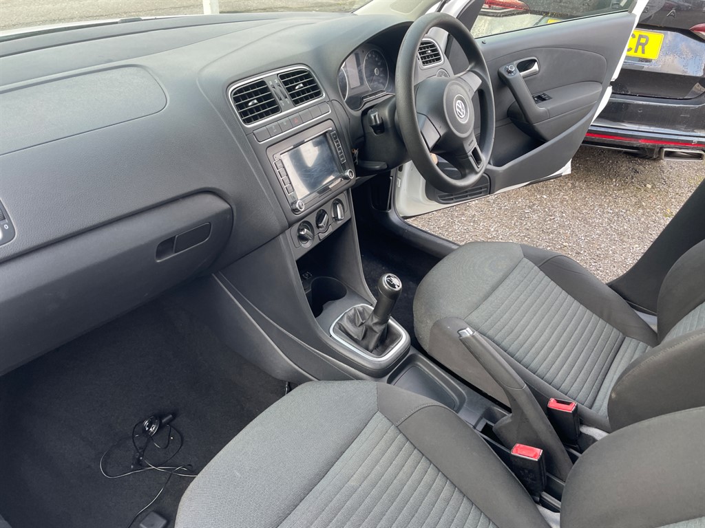 Used Volkswagen Polo 2011 for sale - 77225431: Photo 14