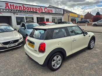 Used MINI Hatch 2018 for sale - 78014921: Photo