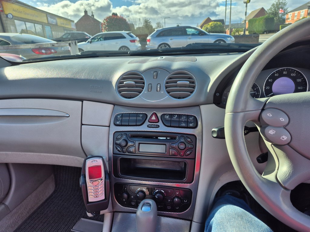 Used Mercedes-Benz CLK 2003 for sale - 77877914: Photo 10