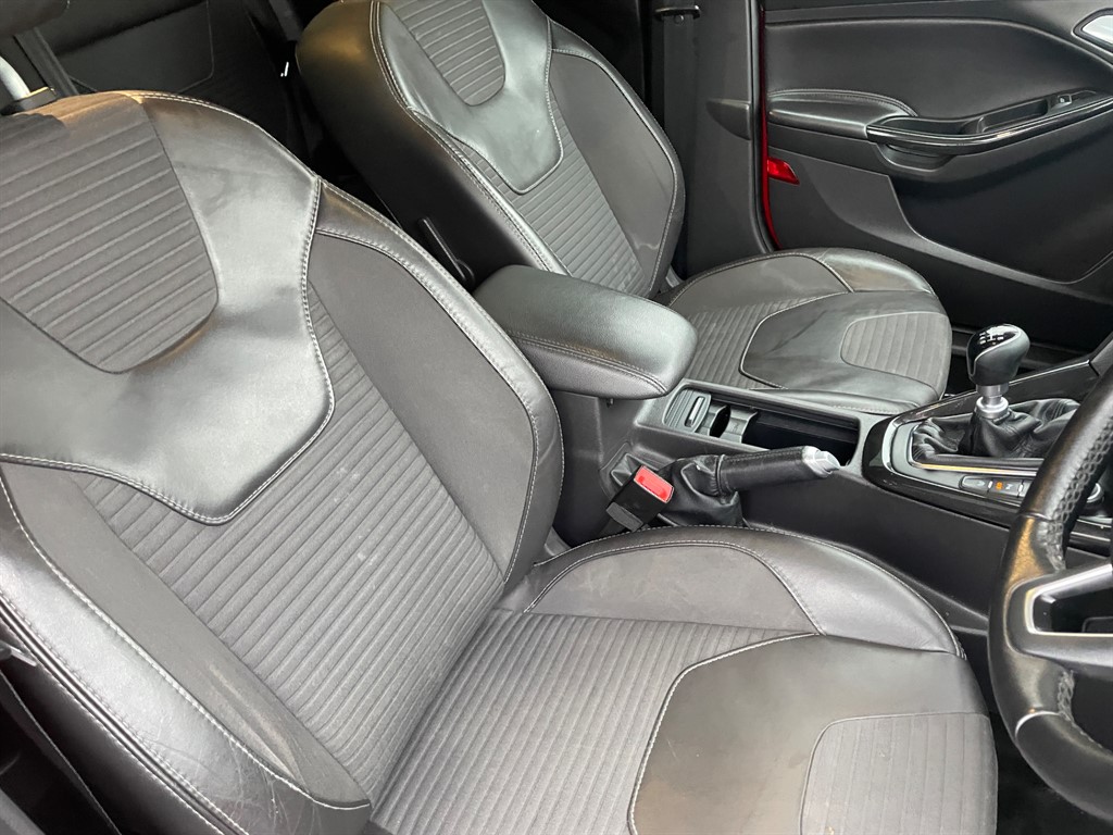 Used Ford Focus 2015 for sale - 77326572: Photo 9