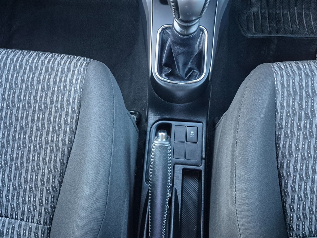 Used Toyota Yaris 2014 for sale - 77087759: Photo 15