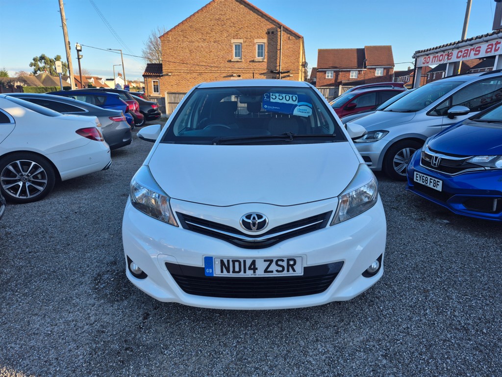 Used Toyota Yaris 2014 for sale - 77087759: Photo 2