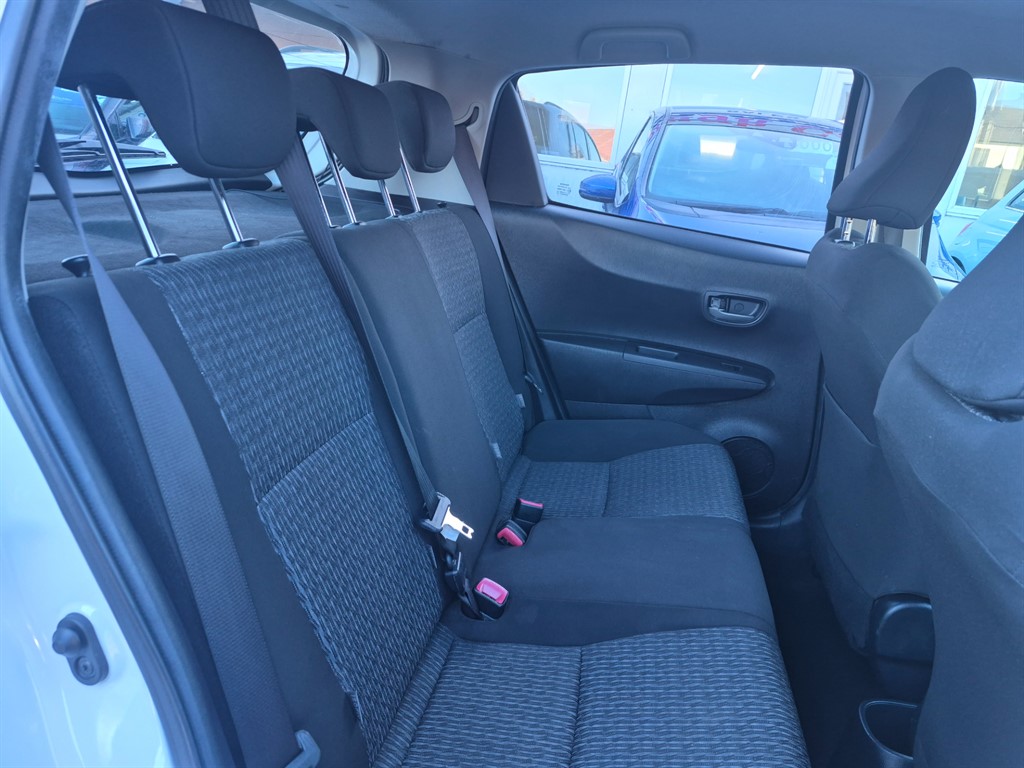 Used Toyota Yaris 2014 for sale - 77087759: Photo 20