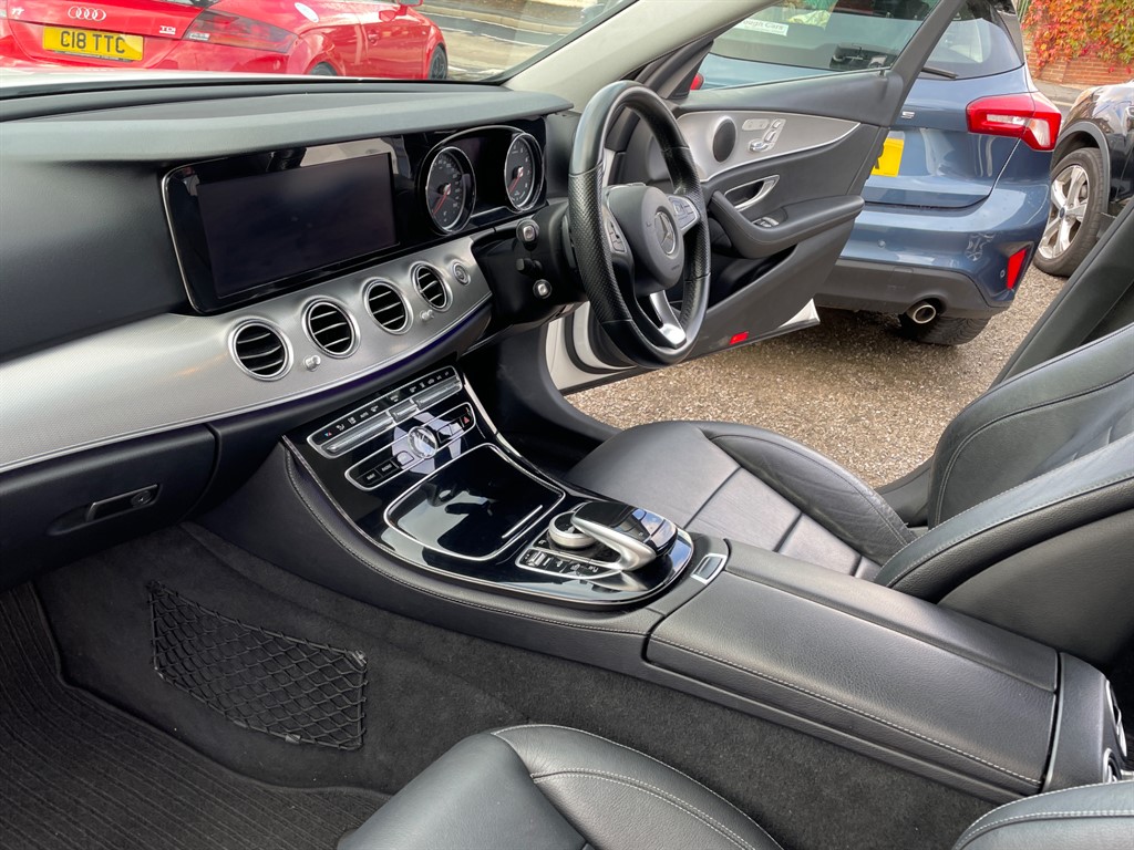 Used Mercedes-Benz E Class 2017 for sale - 76780514: Photo 14