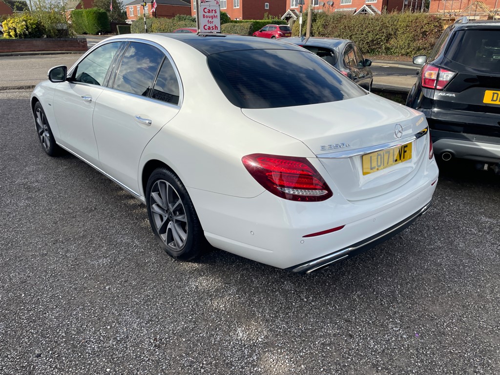 Used Mercedes-Benz E Class 2017 for sale - 76780514: Photo 4