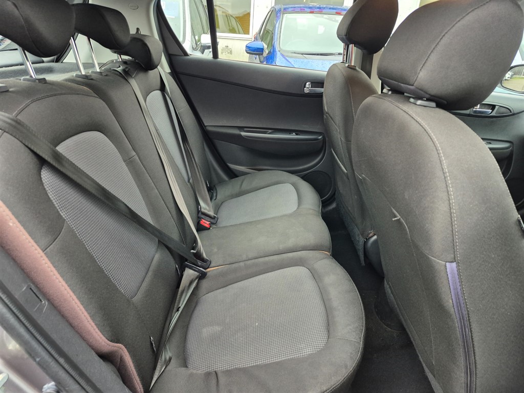 Used Hyundai i20 2014 for sale - 76766589: Photo 18