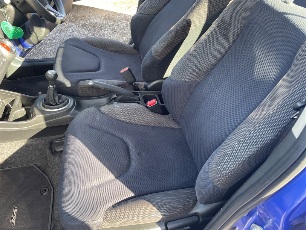 Used Honda Jazz 2011 for sale - 76161625: Photo 13