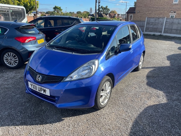 Used Honda Jazz 2011 for sale - 76161625: Photo 3