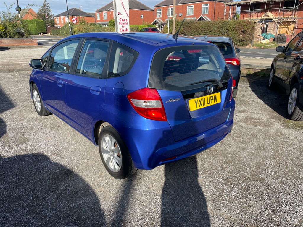 Used Honda Jazz 2011 for sale - 76161625: Photo 4